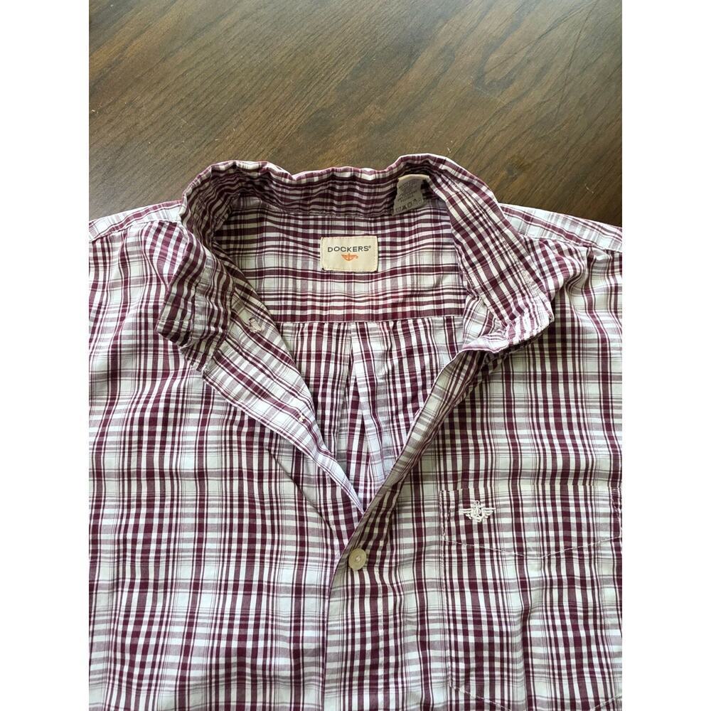 Mens‎ Dockers Short Sleeve Plaid Button-Up Shirt Maroon & White Size M - Picture 5 of 16